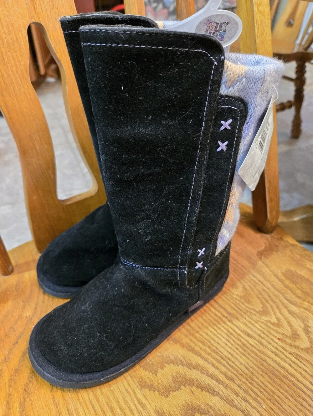 Muk Luks comfortable black